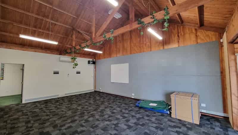 18 Kaiwharawhara Road, Kaiwharawhara