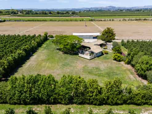 16 Nicholl Road, Twyford