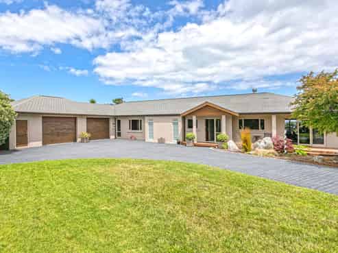 52 Woods Road South, Coromandel