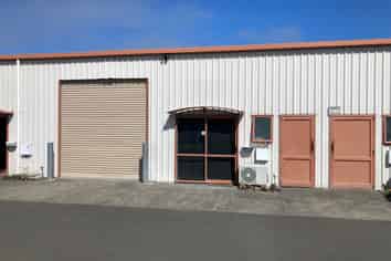 108m² Industrial Unit for Lease