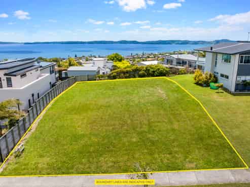 12 Herbert Pollard Drive, Maraetai