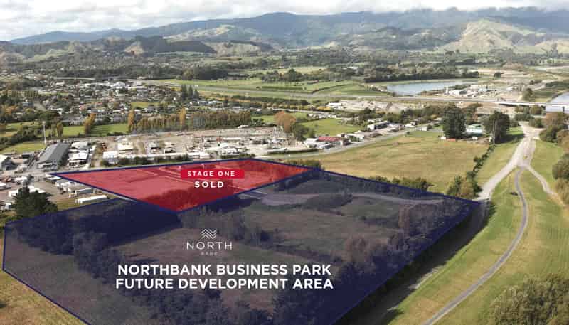 83 Riverbank Road, Otaki Beach