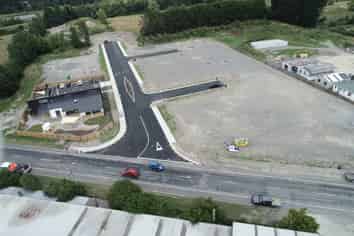 Pole Position - Industrial Otaki