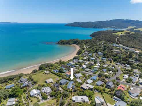 49 State Highway 10, Coopers Beach