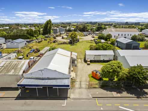 Expansive site - 2120 m2