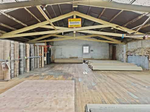 Expansive site - 2120 m2