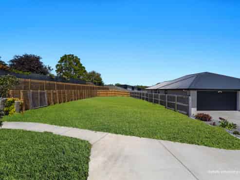 6 Takahe Close, Coastlands