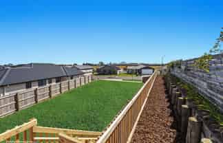 6 Takahe Close, Coastlands
