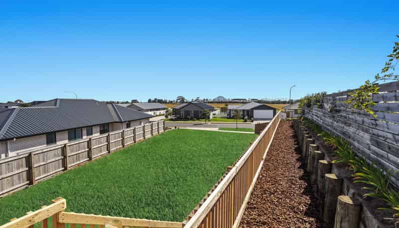6 Takahe Close, Coastlands