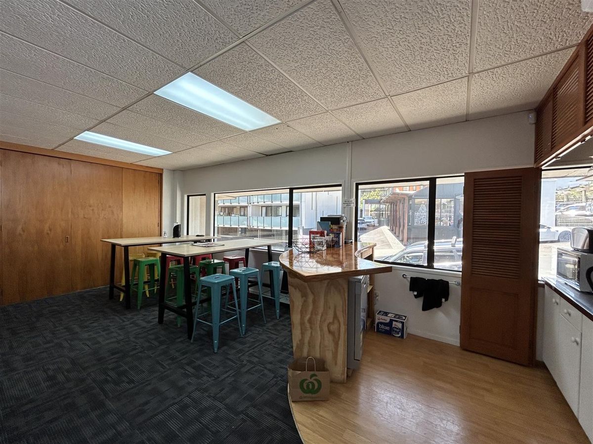 Savills - Equipped in Central Location - More