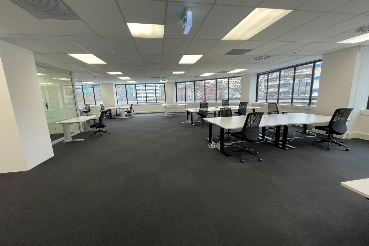 Secure whole office floor - 356sqm - View 6