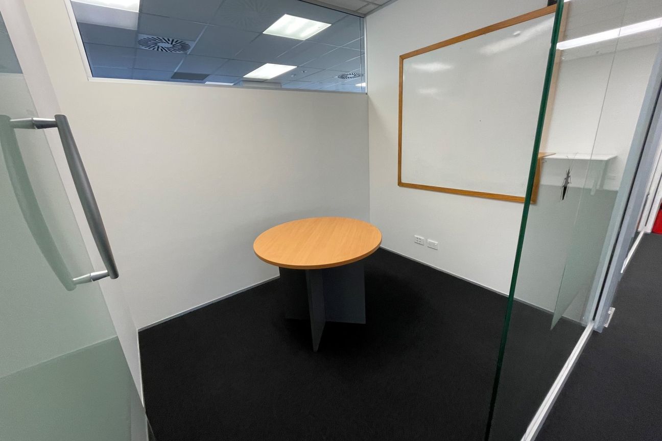 Secure whole office floor - 356sqm - View 3