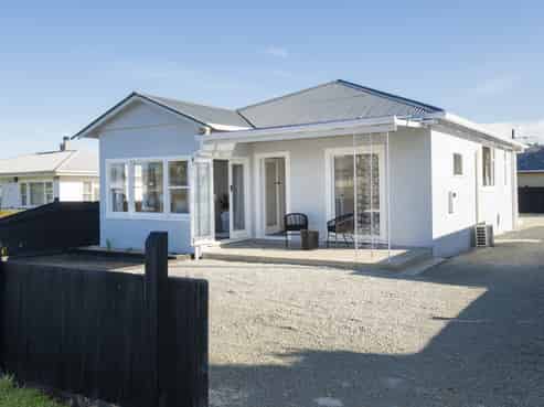 110 De Lautour Road, Inner Kaiti
