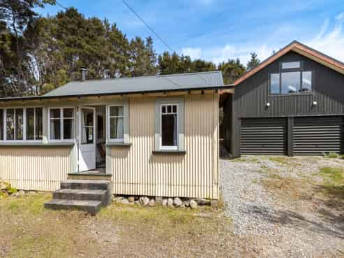 26 View Road, St Arnaud