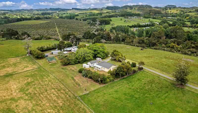  867 Kahikatea Flat Road, Waitoki