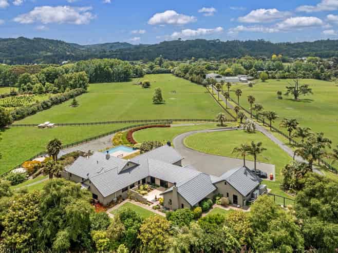  945 Kahikatea Flat Road, Waitoki