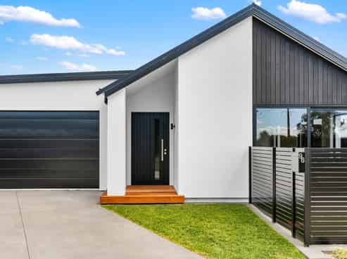 96 Eriksen Road, Te Awa