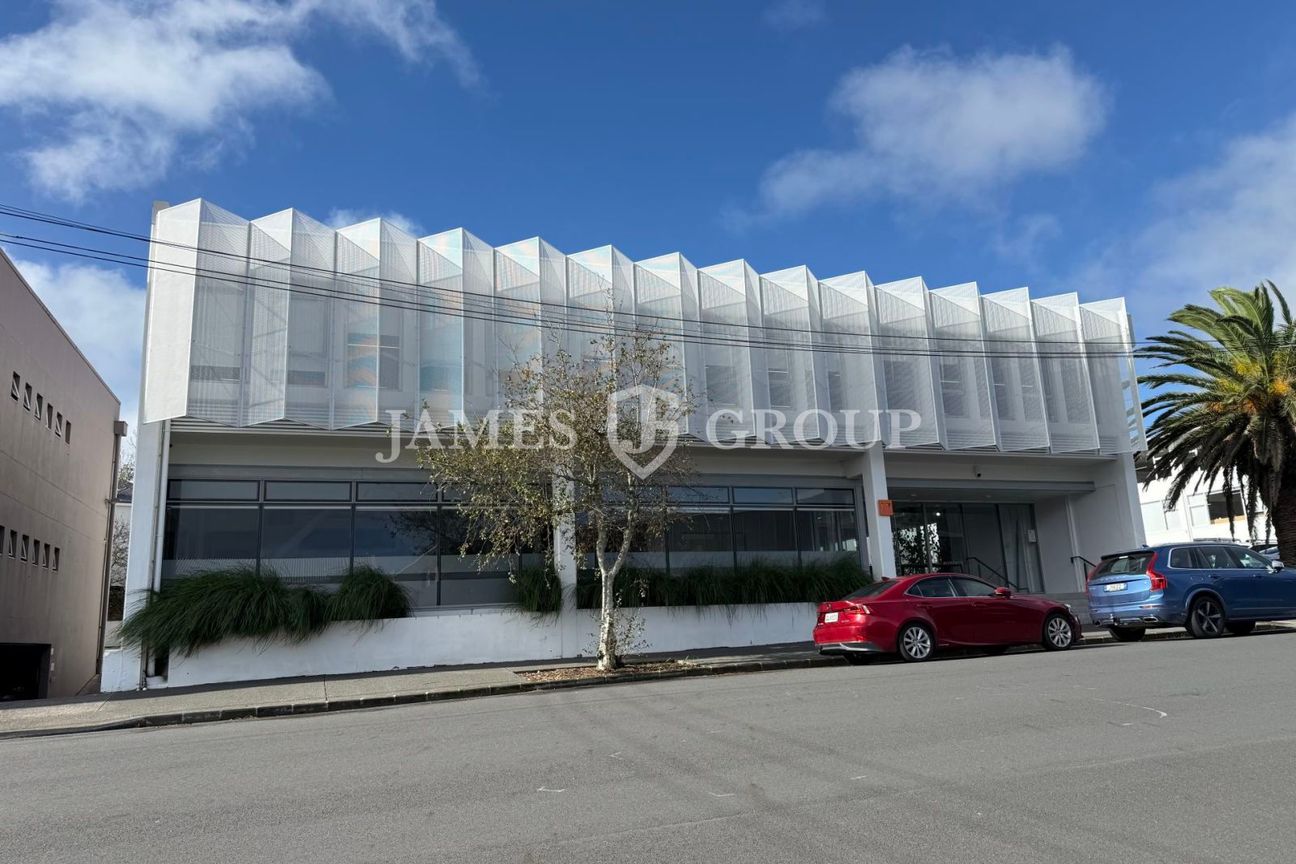 GREY LYNN OFFICE WITH PROFILE - Meer