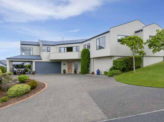 3 Julies Way, Rangatira Park