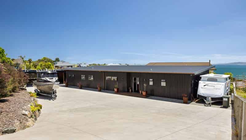 17C Eagles Way, Cable Bay