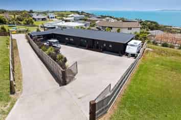 17C Eagles Way, Cable Bay