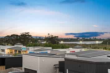 14 Kuhu Way, Silverdale
