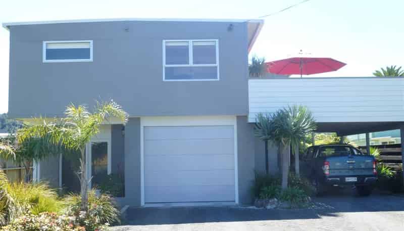 100 UPSTAI Tuck Road, Whangamata
