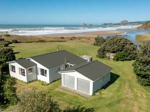 44G Mataikona Road, Tinui