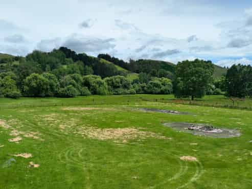 1745B Longbush Road, Gladstone