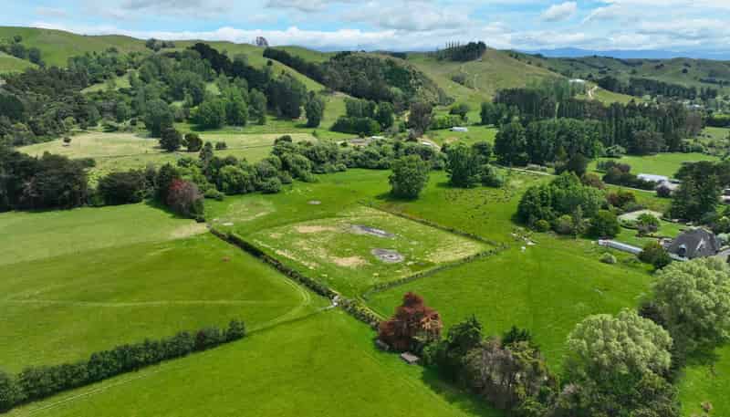 1745B Longbush Road, Gladstone
