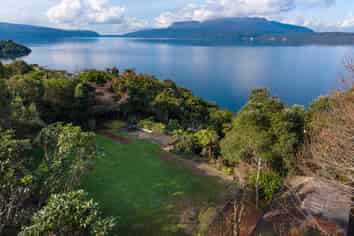 18 & 20 Te Toroa Drive, Lake Tarawera