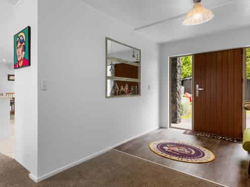 280 Mountain Road, Lepperton