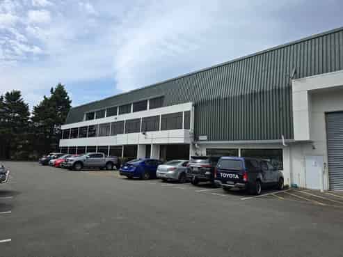 Value Office Space with 46 carparks