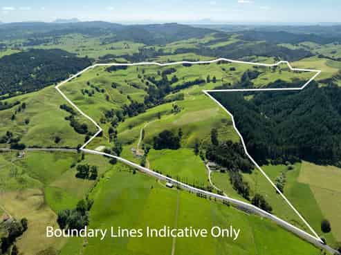 1325 Paparoa-Oakleigh Road, Paparoa