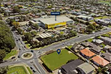 77 Queen Street, Pukekohe