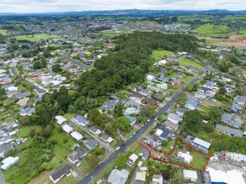 5 Carlton Road, Pukekohe