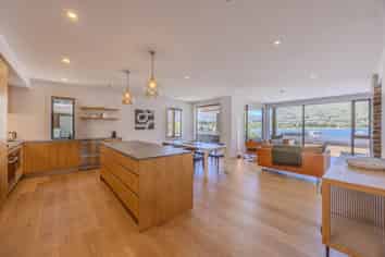 Apt 31 Marina Terrace Apartments, Wanaka