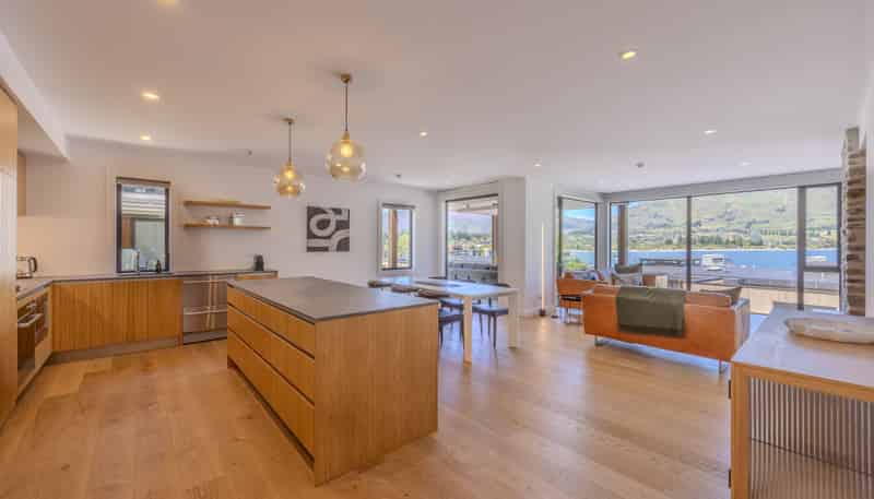 Apt 31 Marina Terrace Apartments, Wanaka