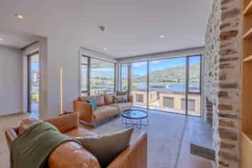 Apt 31 Marina Terrace Apartments, Wanaka