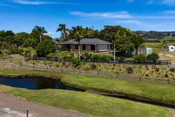 1430 Sandhills Road, Ahipara