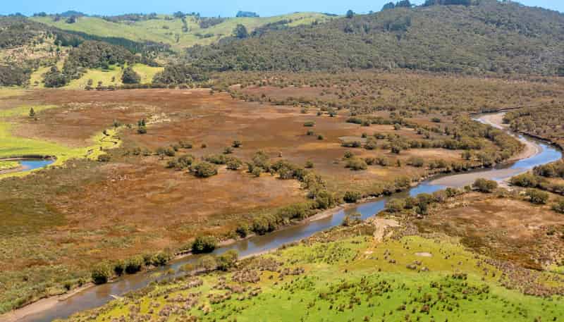 15 Karuhiruhi Road, Opononi