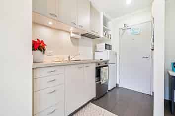 301/17 Amersham Way, Manukau