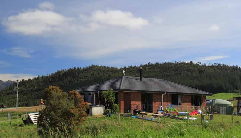 111 Aratika Drive, Arnold Valley