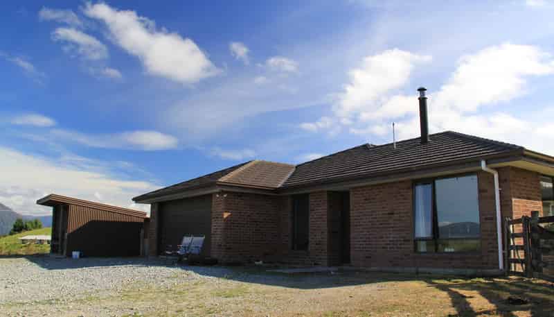 111 Aratika Drive, Arnold Valley