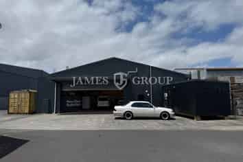 MOUNT ROSKILL INDUSTRIAL WAREHOUSE