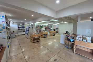 Your dream retail space is here! 