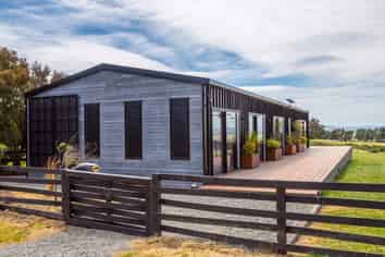 52 Cross Creek Road, Western Lake