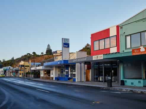 Prime Investment Bridging Business and Lifestyle