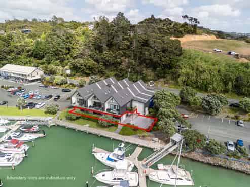 Opua Marina Waterfront – Café or Offices