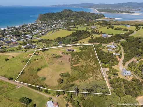 26 Huarere Rise, Whangapoua